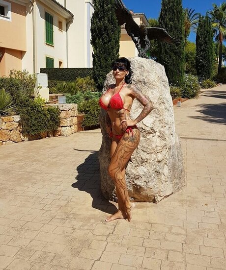 Sari Sander pornstar erotic photos