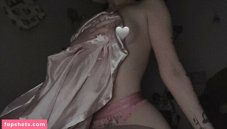 Itsmalic3 actrice érotique des photos