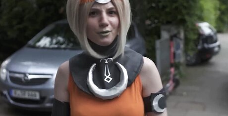 Esther Kerkhoff étoile nue photos