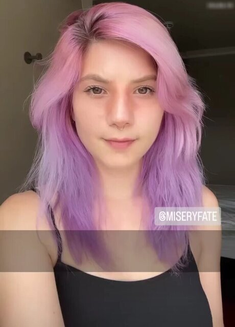 Esther Kerkhoff estrella sexy galerías