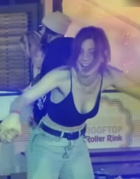 Esther Kerkhoff modelo desnudos galerías