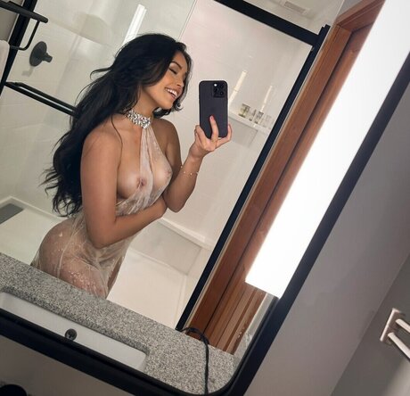 Valkyrae estrella porno del sexo foto