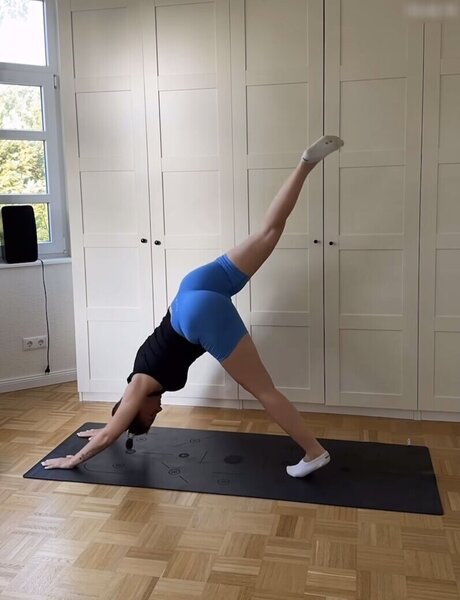 Julia Schulze Miniature