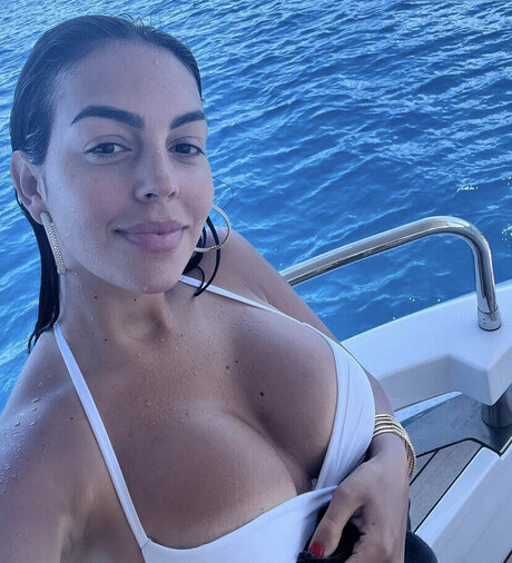Georgina Rodriguez Hern ndez estrella porno hd galerías
