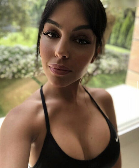 Georgina Rodriguez Hern ndez buena estrella porno galería