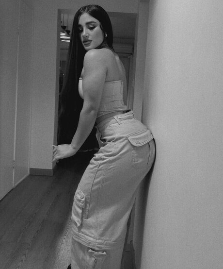 jasmine rguez 777 jolie étoile photos