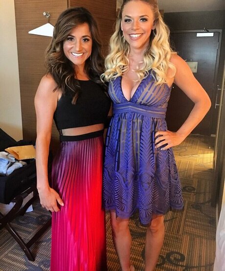 Dianna Russini libre de estrellas fotos