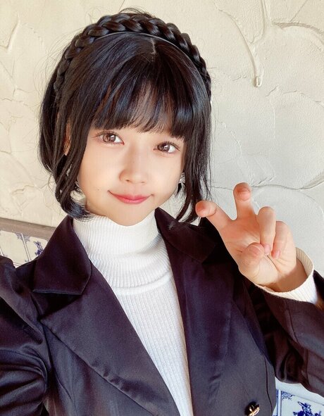 Kogane Akino étoile érotique images