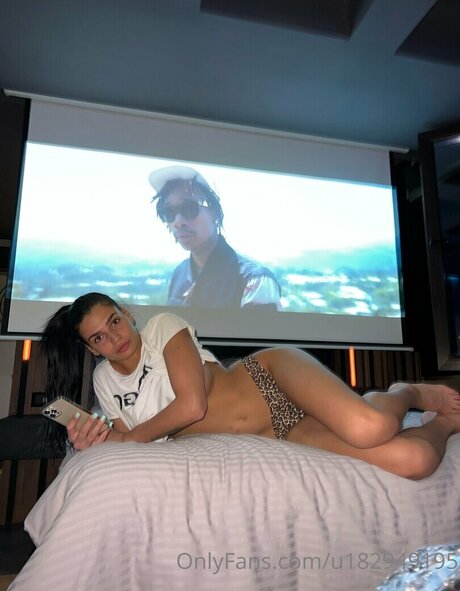 Tamara Bojanic étoile nue archive