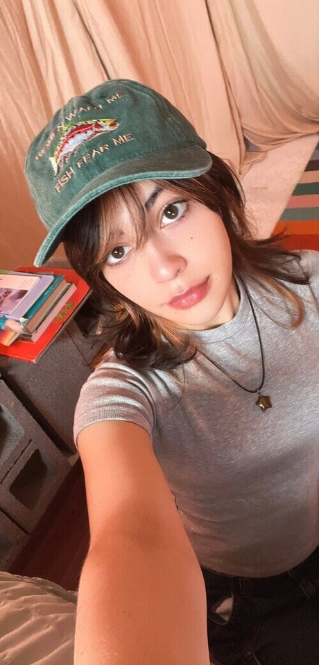 Beta s Inferno actrice libre des photos