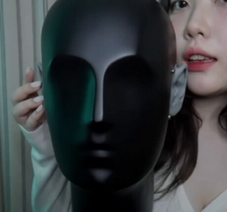 Dooboo Asmr nude actress pictures