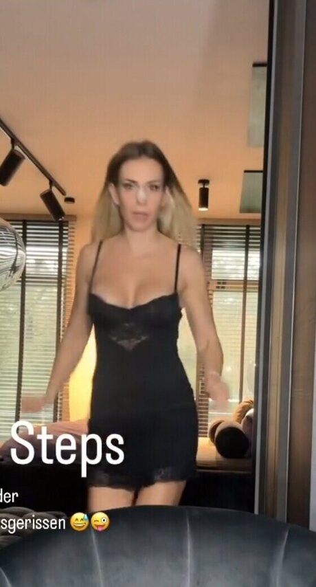 Alina Schulte im Hoff modelo atractivo galerías