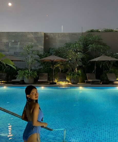 Anushka Sen actriz de alta definición archivo