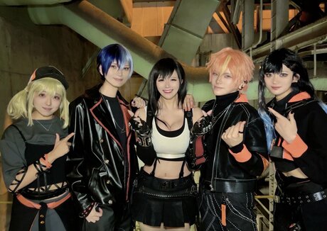 Tifa Cosplay actriz adulta galería