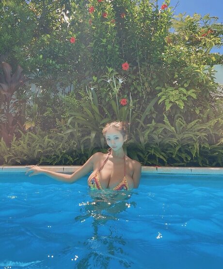 Asami Natsuki modelo adulto archivo