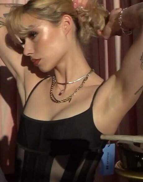 Janaxnell estrella porno mejor galería