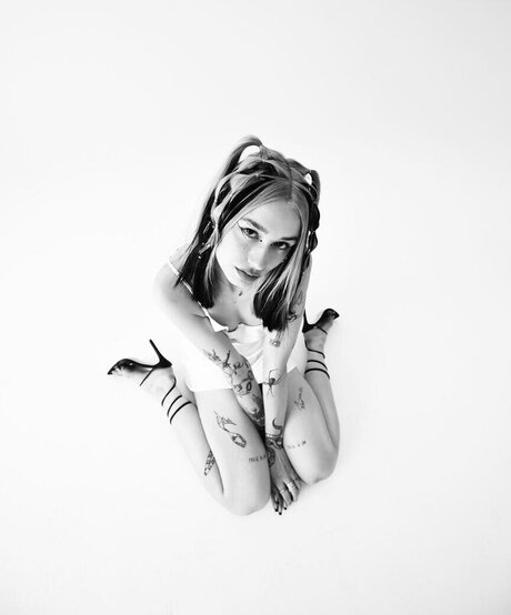 Janaxnell top star des photos