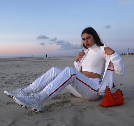 puta emo onlyfans exclusivo xxx foto