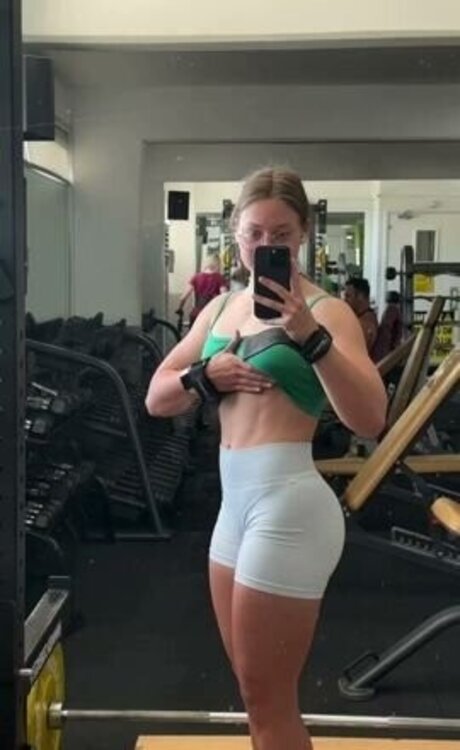 trainingfabi modelo desnudo imágenes