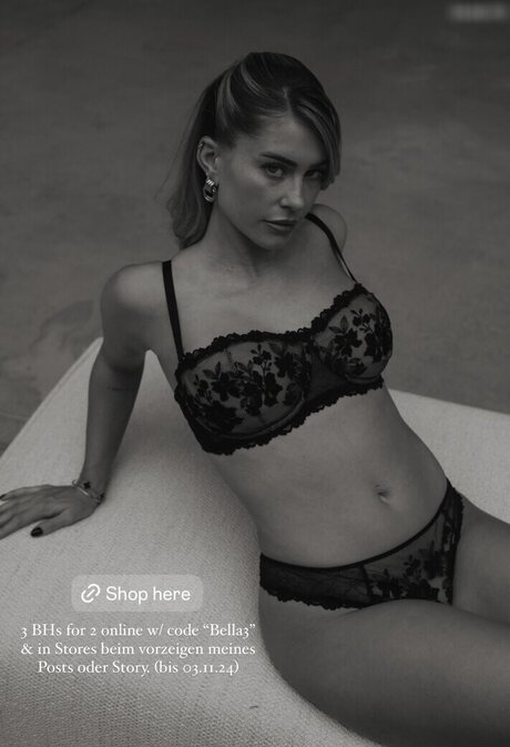 Mrs Bella étoile chaude image