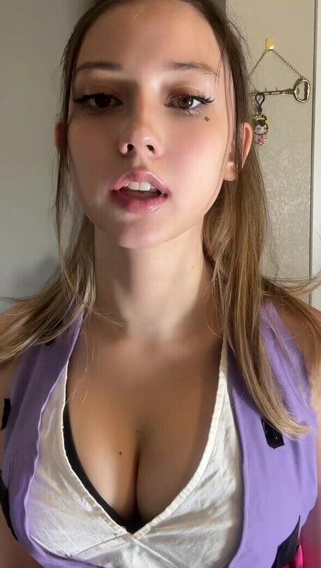 Jillynozomi star du porno sympa images