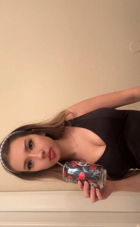 Jillynozomi hermosa actriz galería