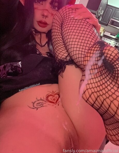 Amaimaiofficial modelo desnuda galería
