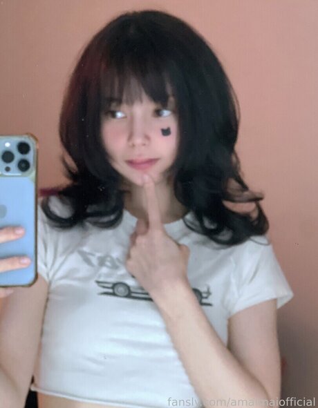 Amaimaiofficial erotic model picture