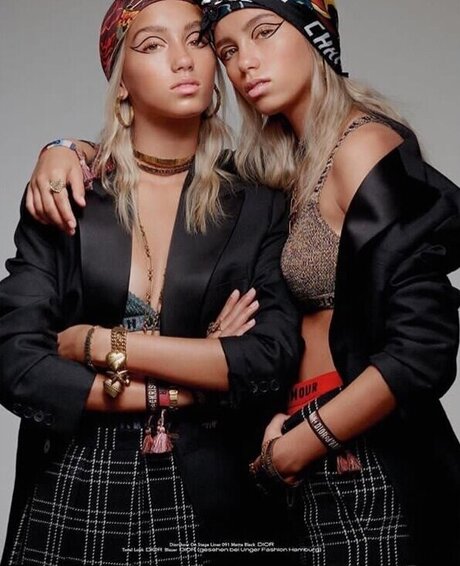 Lisa und Lena actrice porno des photos