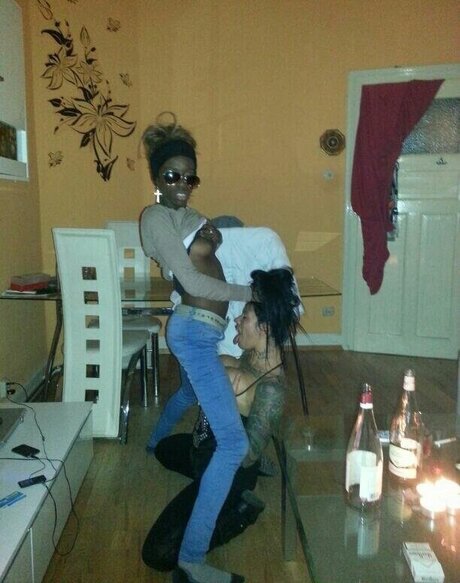 Catherine Teufelsweib nus de stars du porno photo