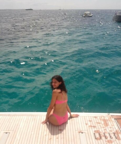 Ananya Pandey nudes actress pictures