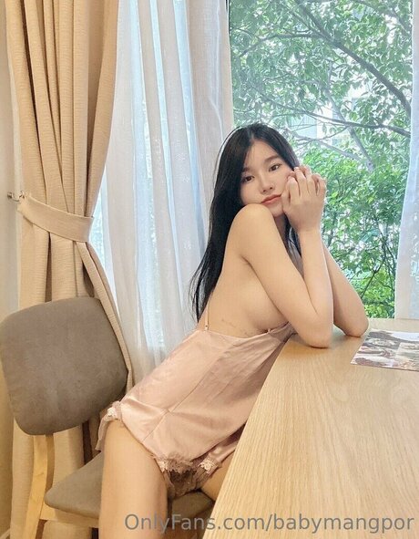 babymangpor actrice adulte galerie