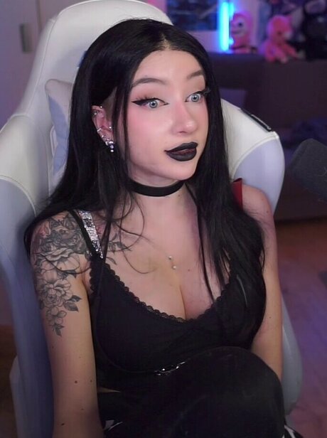 aryssa614 star du porno en haute qualité photo