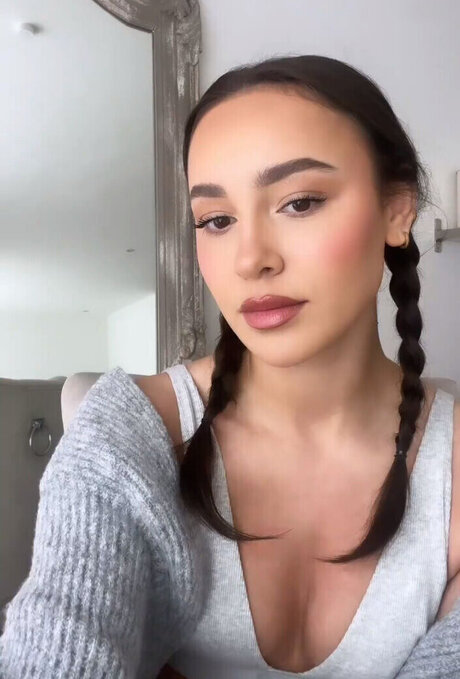 Margarita Maddy Nigmatullin actriz libre foto