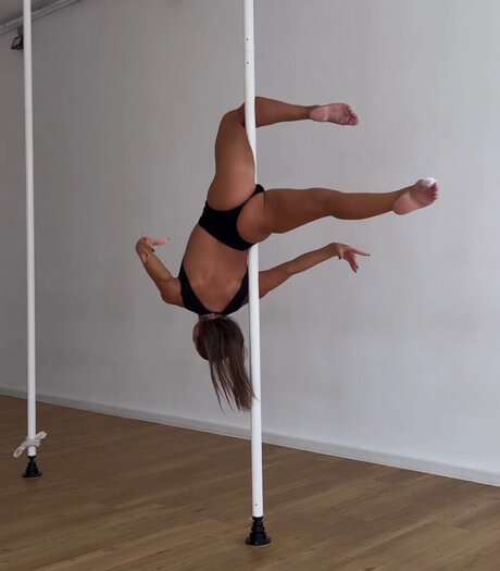 Margarita Maddy Nigmatullin modelo agradable archivo