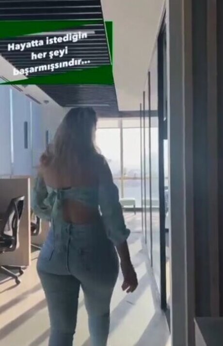 Fidan Atalay star du porno xxx des photos