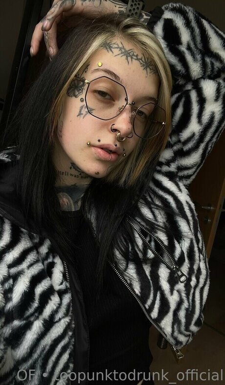 st hell estrella del arte imágenes