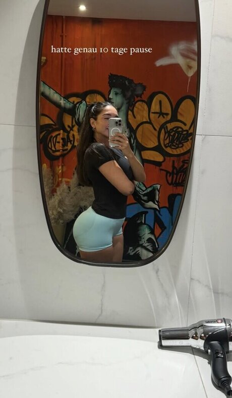 Lya Aylin desnudos estrella porno archivo