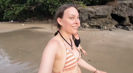 Sabrina Outdoor modelo erótico archivo