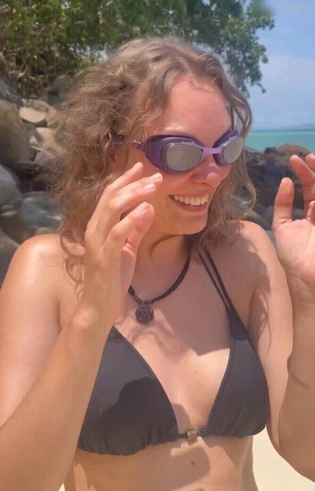 Sabrina Outdoor mannequin photo