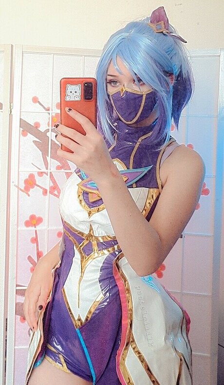 Finnya estrella porno desnuda fotos