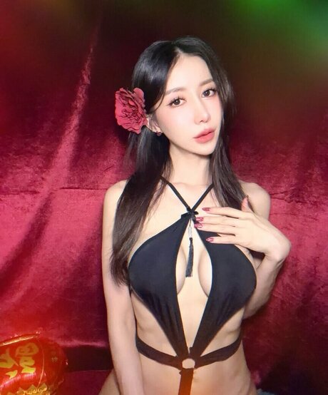 fffrofaizzz actrice de nus img