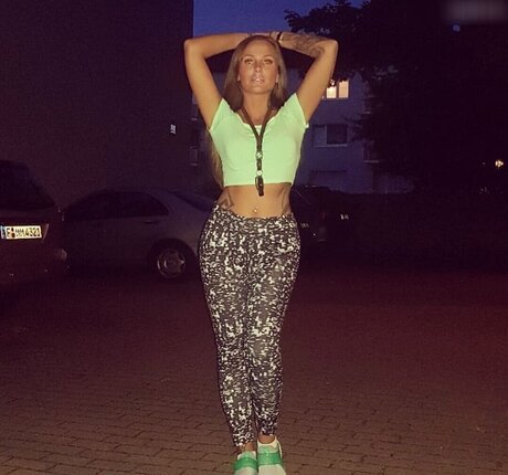 Schwesta Ewa estrella porno hd foto