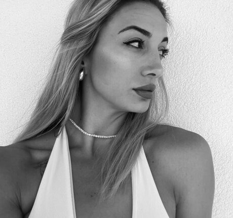 Katarina Trehub estrella de alta definición fotos