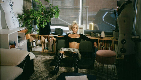 Honnete Bas modelo de alta calidad foto