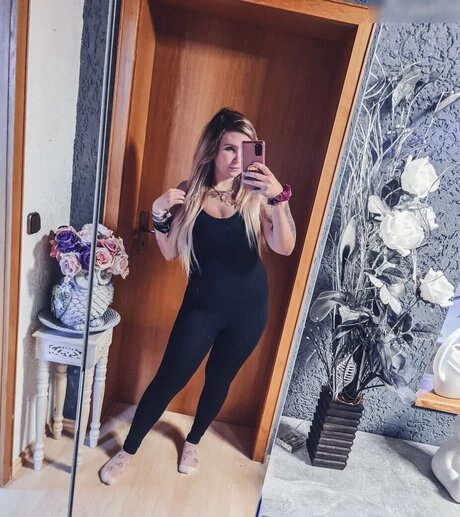 Nicole Miss opel belle étoile image