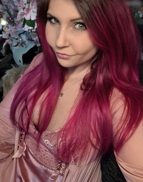 Nicole Miss opel modelo desnuda galerías