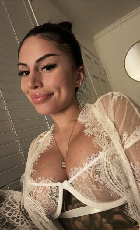 Breezy Foxx erotic actress images