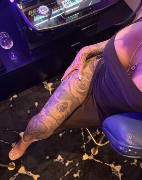 Breezy Foxx sexo estrella galerías