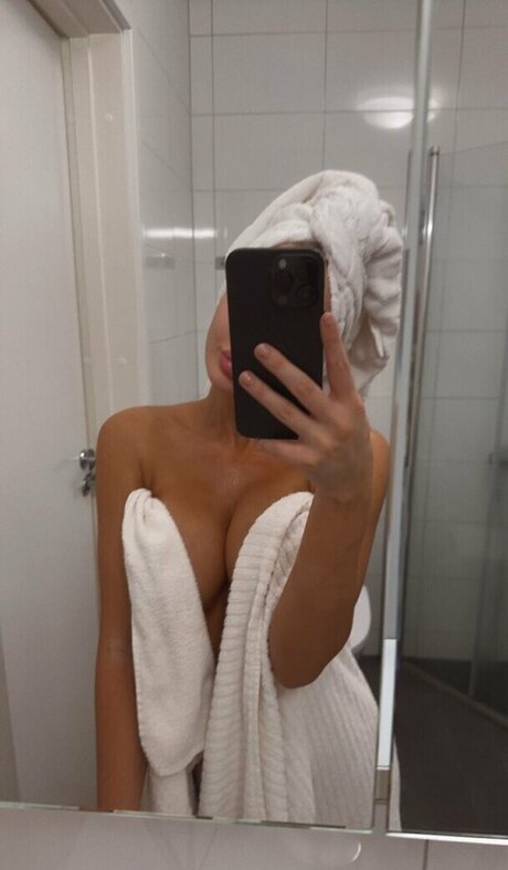 Thea 876 desnudos de estrellas galería